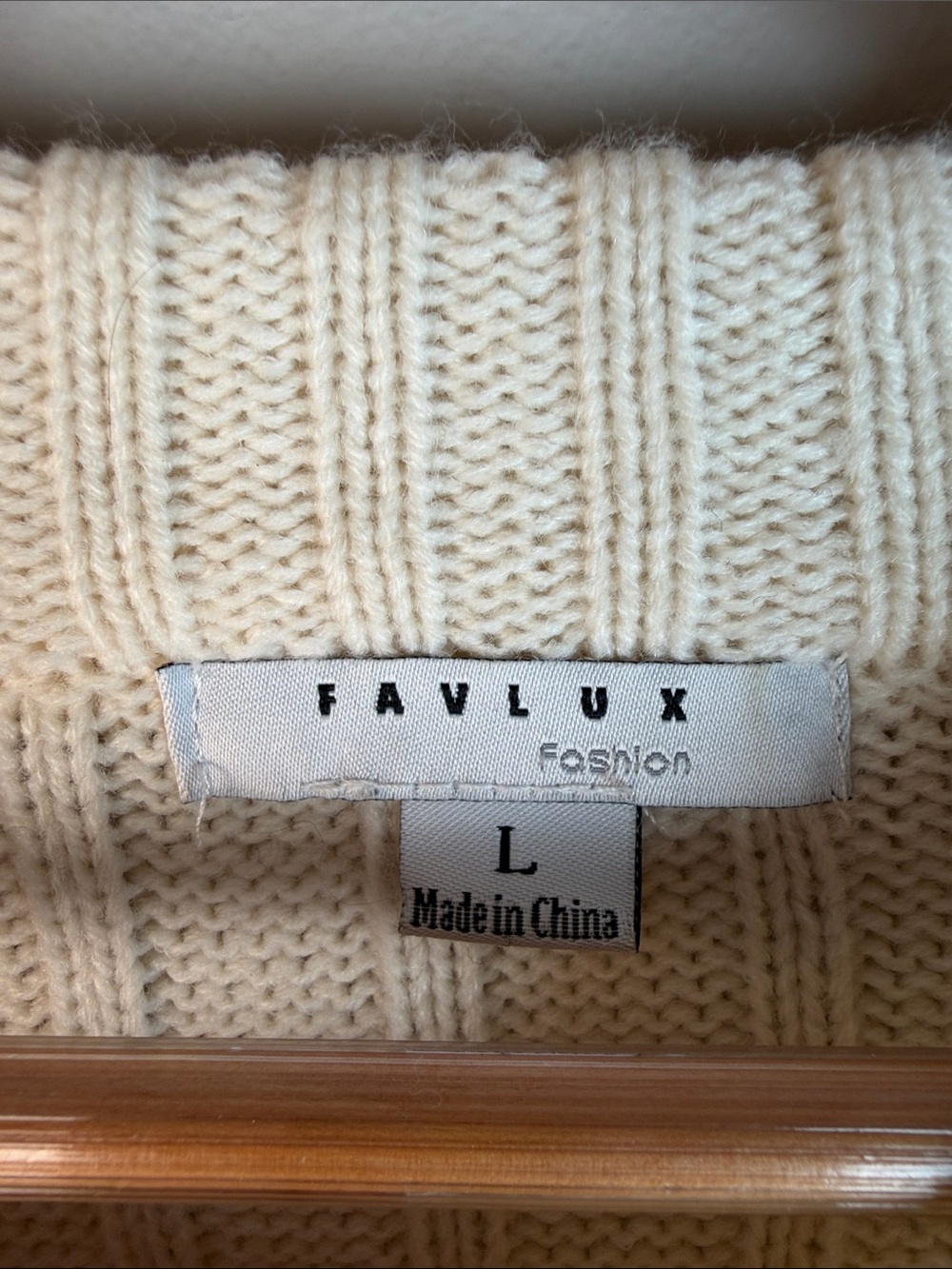 Cream Cable Knit Wide Sleeve Coastal Grandma Cabin Cozy Sweater Size L - Picture 2 of 8